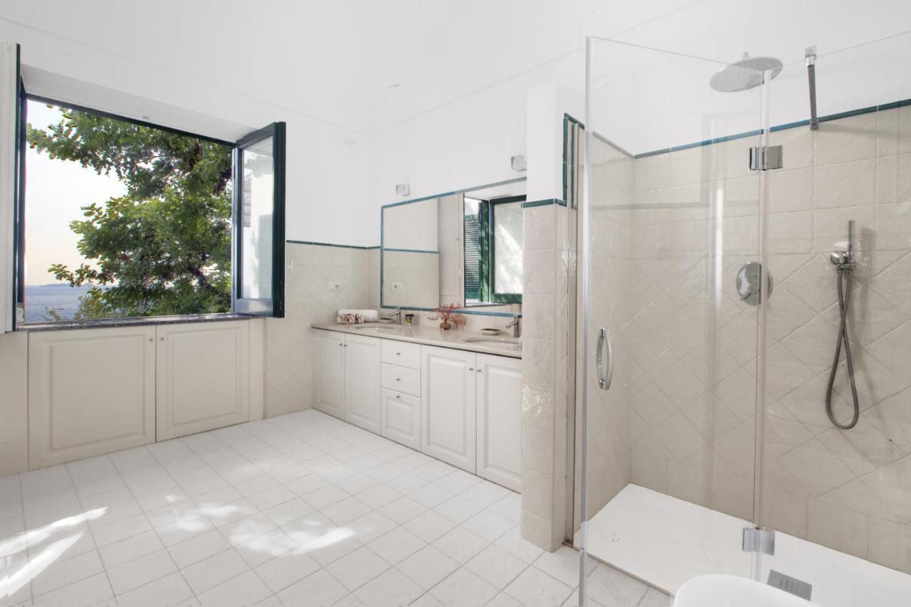 Amore Rentals - Villa Lo Scoglio Positano Ngoại thất bức ảnh